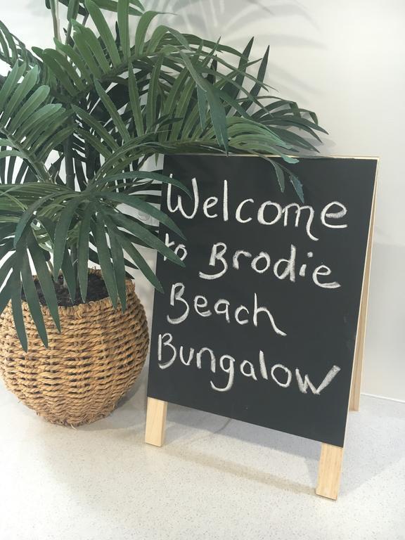 Brodie Beach Bungalow Coffs Harbour Exterior foto